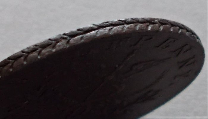 Sir-Issac-Newton-Halfpenny